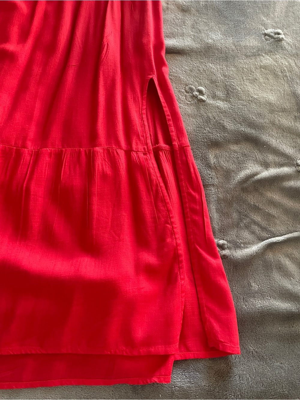 Hollister Red Off-Shoulder Midi Dress - Picture 2 of 5